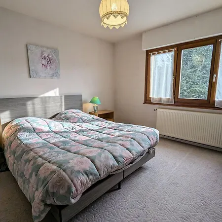 Maison A Avec Vue Sur Montagnes, Garage Et Jardin - Fr-1-589-776